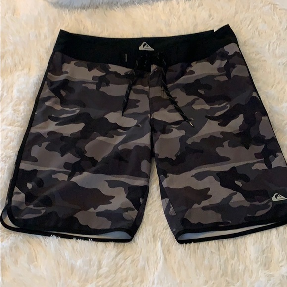 Quiksilver Other - Men’s board shorts